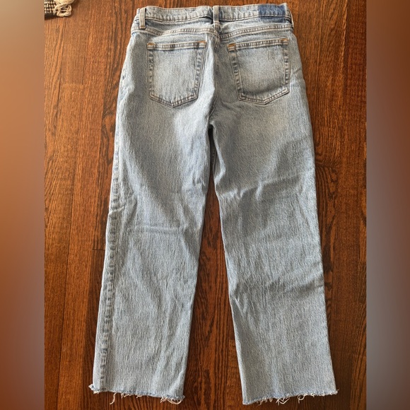 Abercrombie and Fitch The Baggy Low Rise Jean - Extra Short - Picture 8 of 10